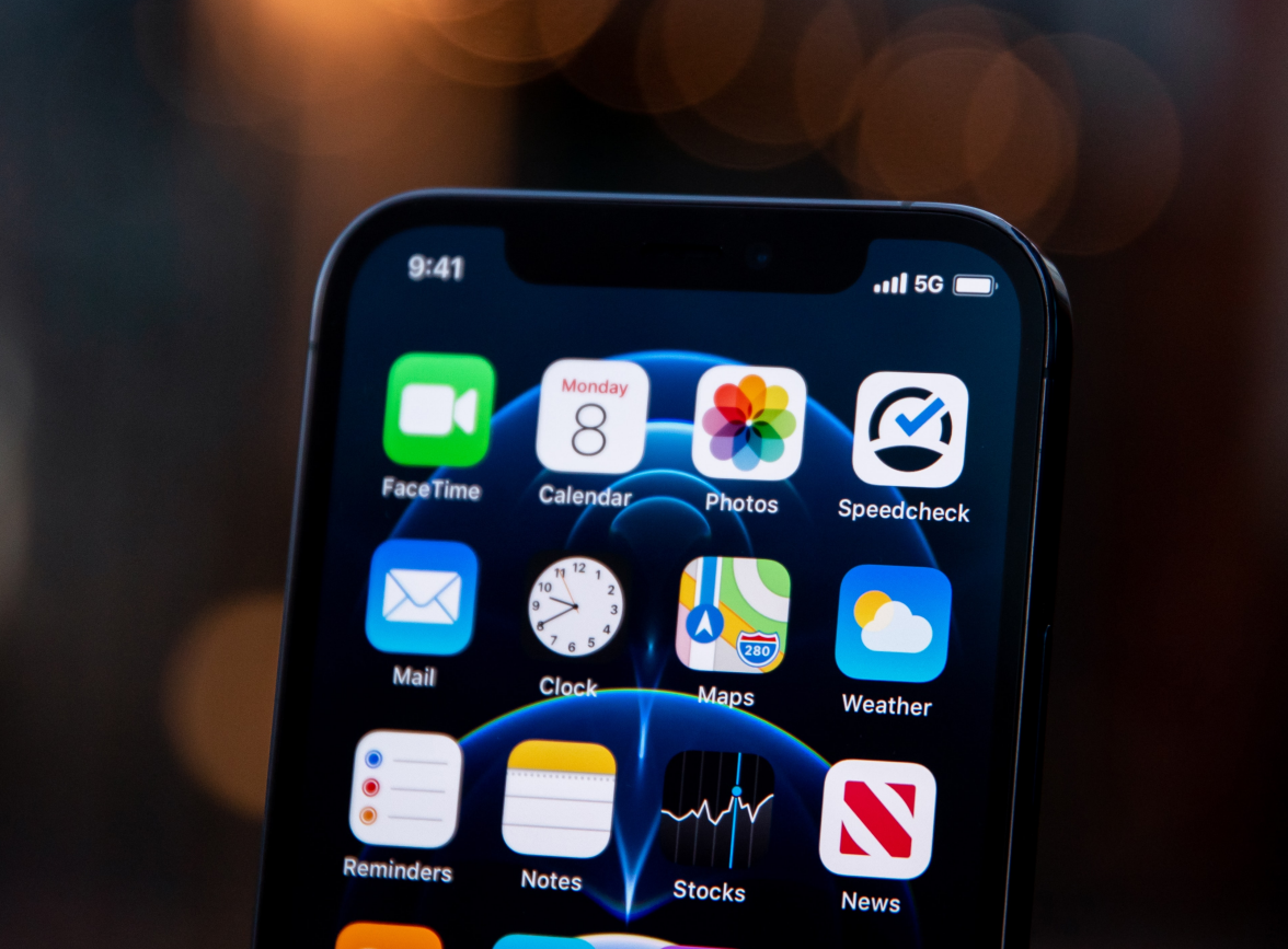 射阳苹果手机维修分享为什么 iPhone 12 在冬季会自动关机 